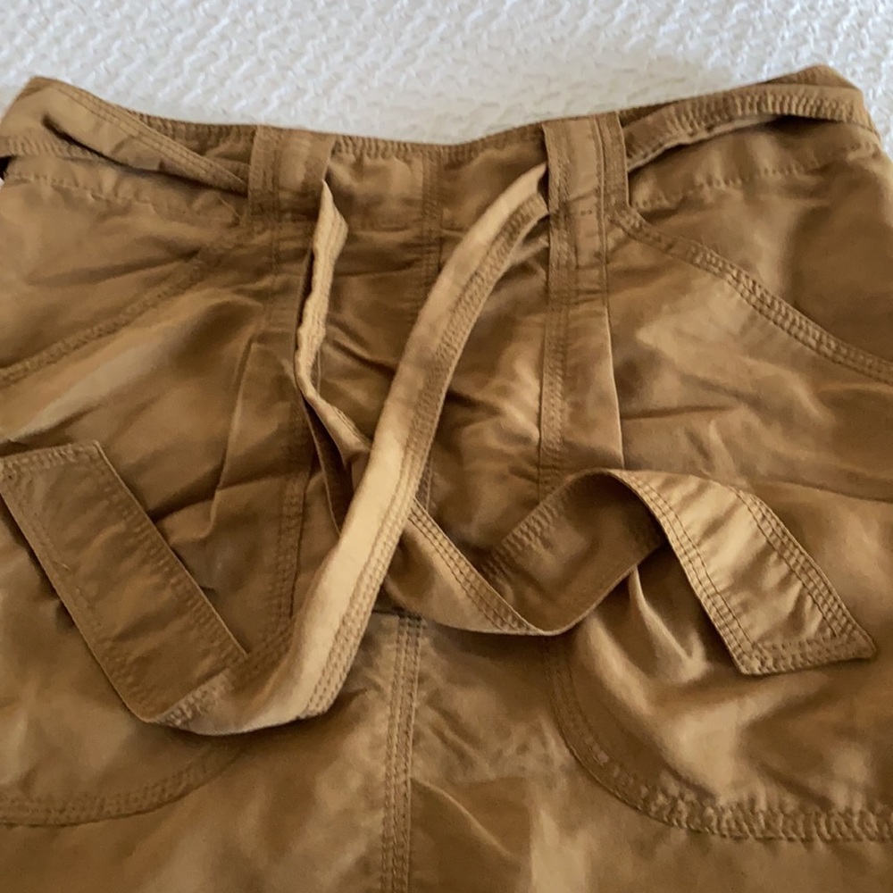 Gap - Picture 3 of 3